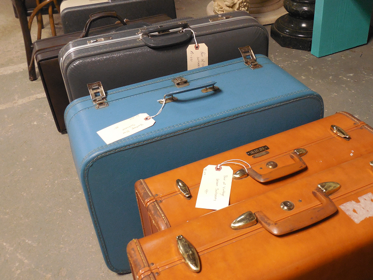 Luggage suitcase travel - image by taga @ absfreepic.com