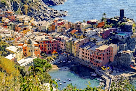 Cinque Terre - 2932111 - image by djedj @ pixabay.com